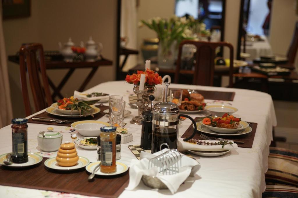 A Hundred Thousand Welcomes B&B Sandton Dış mekan fotoğraf